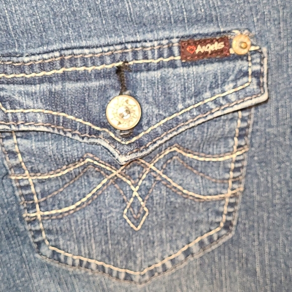 Angels Capri’s Blue 12 - Picture 3 of 8